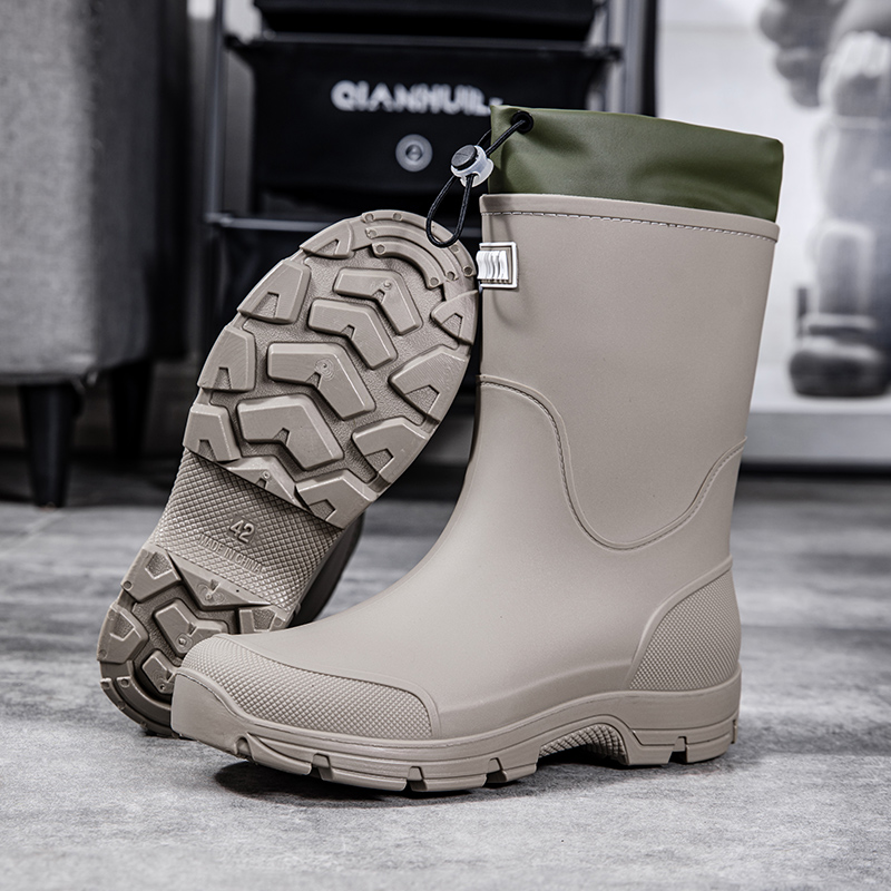 Thick-soled wear-resistant rub - đánh giá và giá Fishing Boots